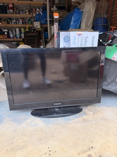 Samsung 32inch black - samsung,